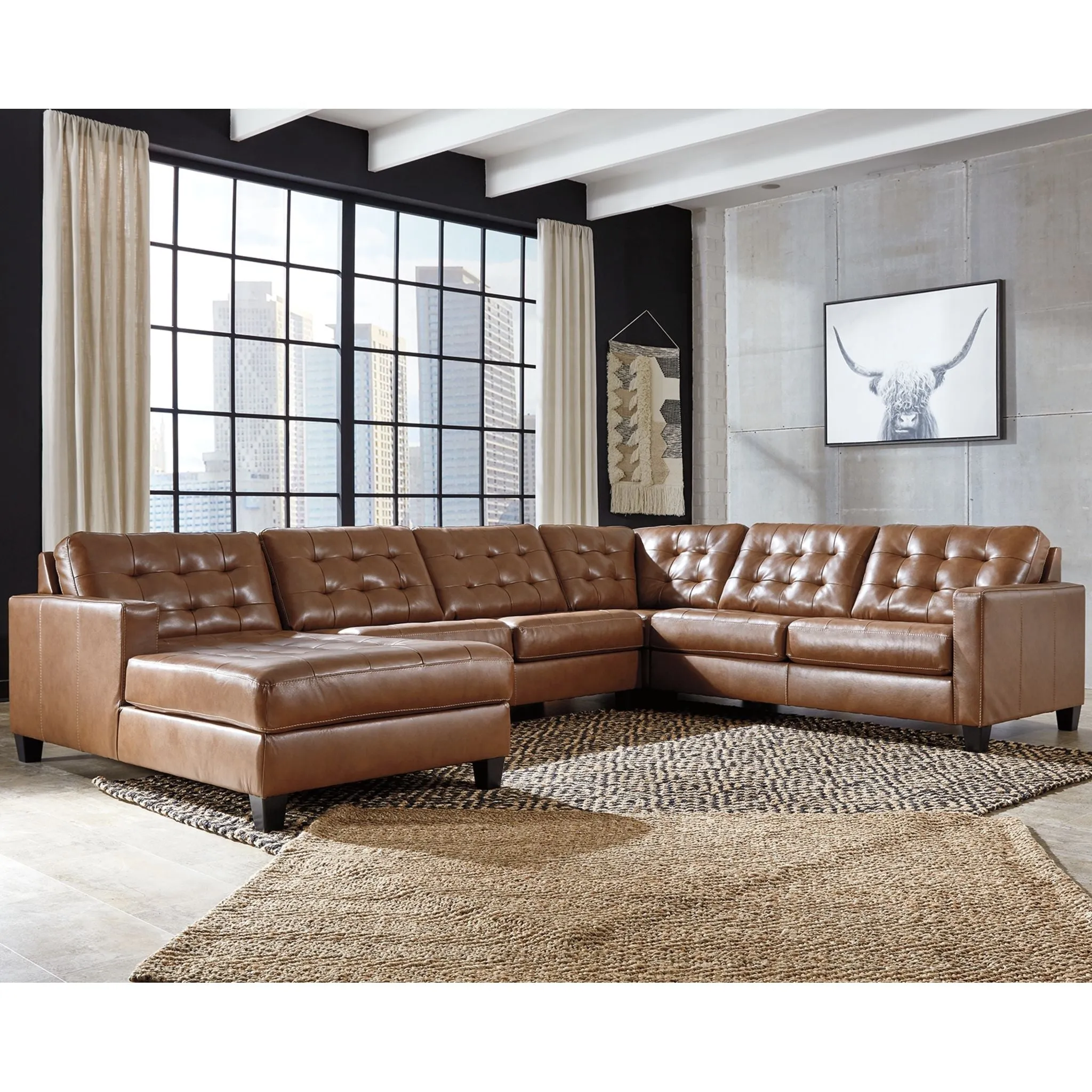 Baskove 4 Piece Sectional with Chase