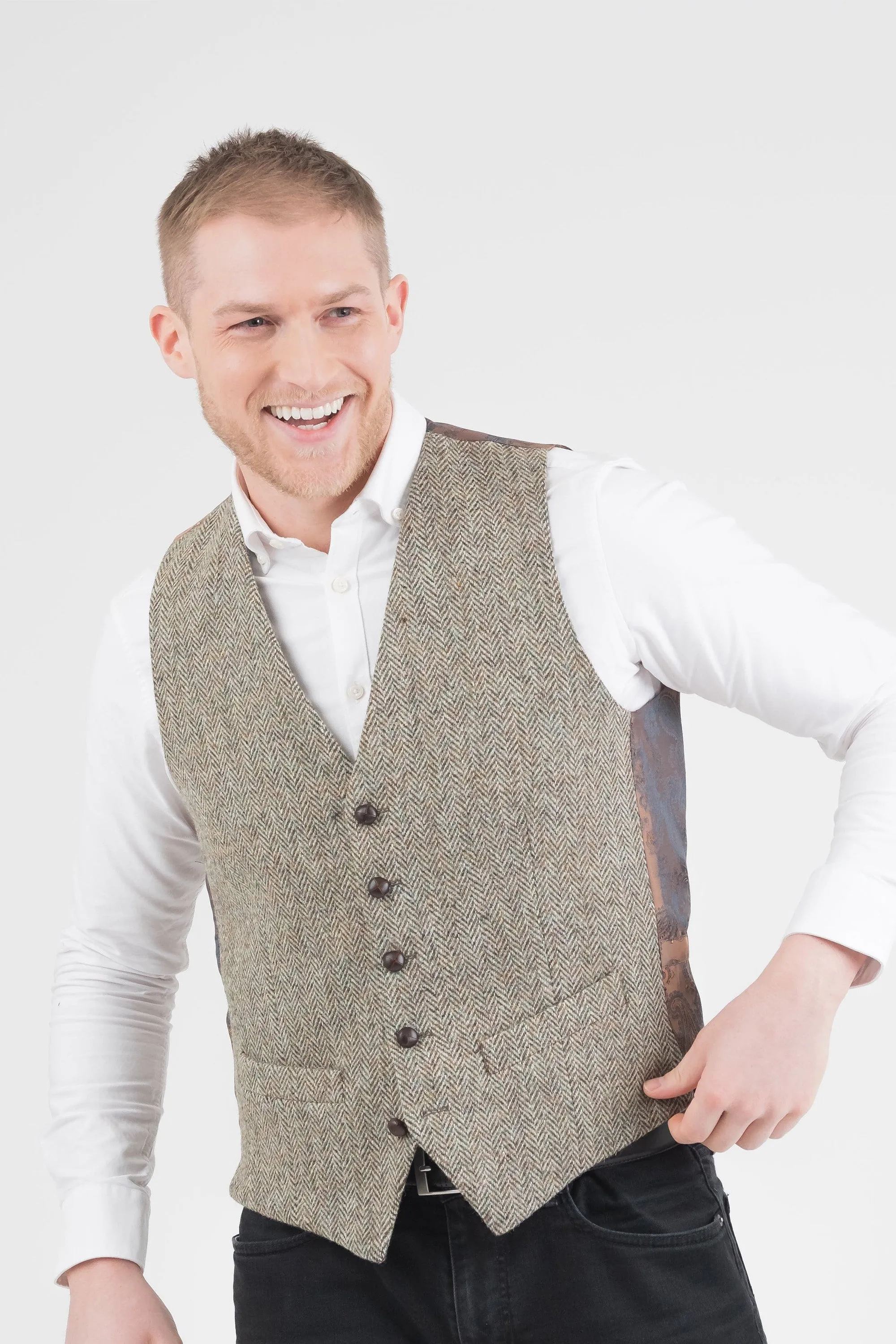 Harris Tweed Iain Waistcoat - Green Lovat Herringbone