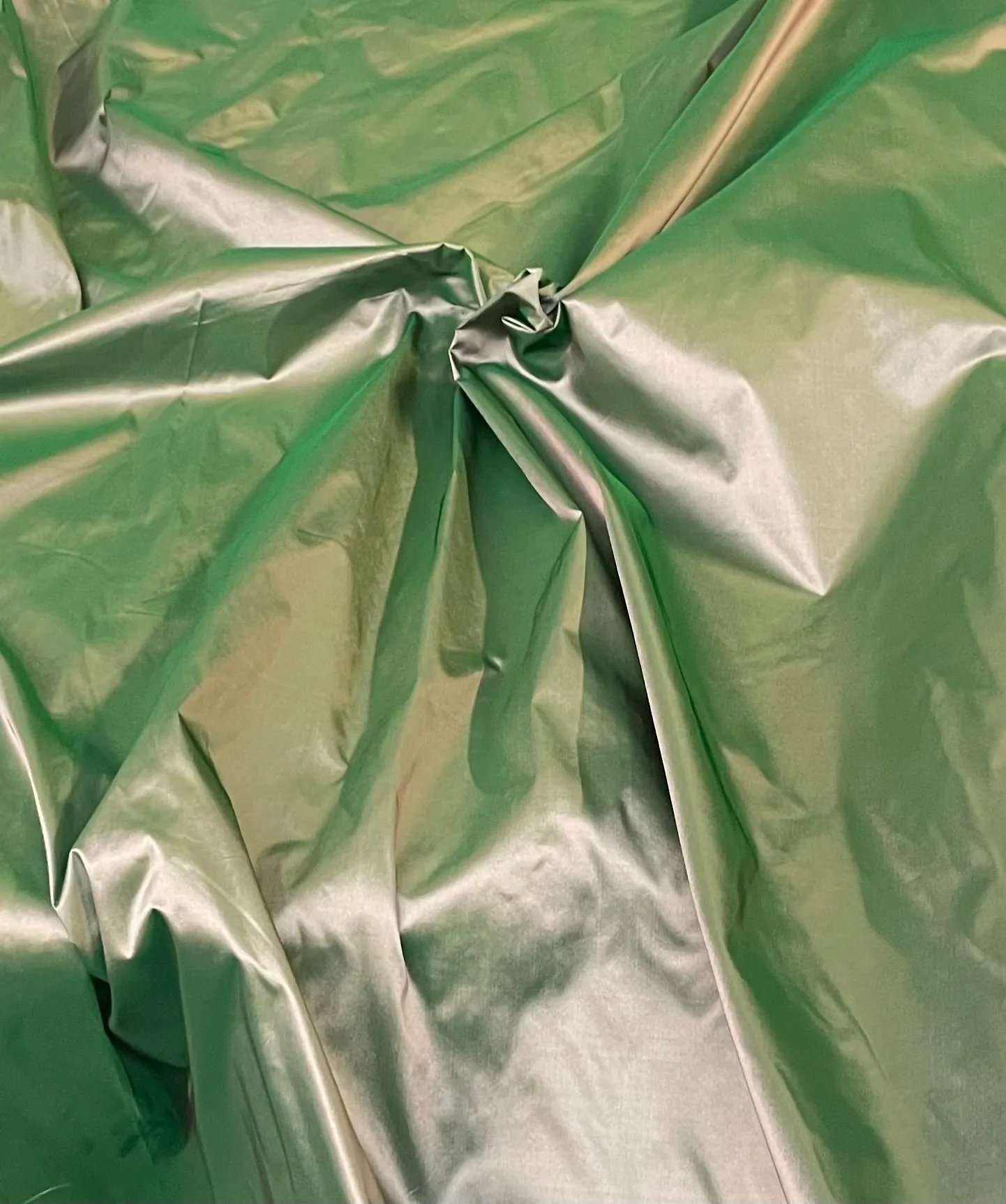 Iridescent Silk Taffeta Wide - Light Pink & Green