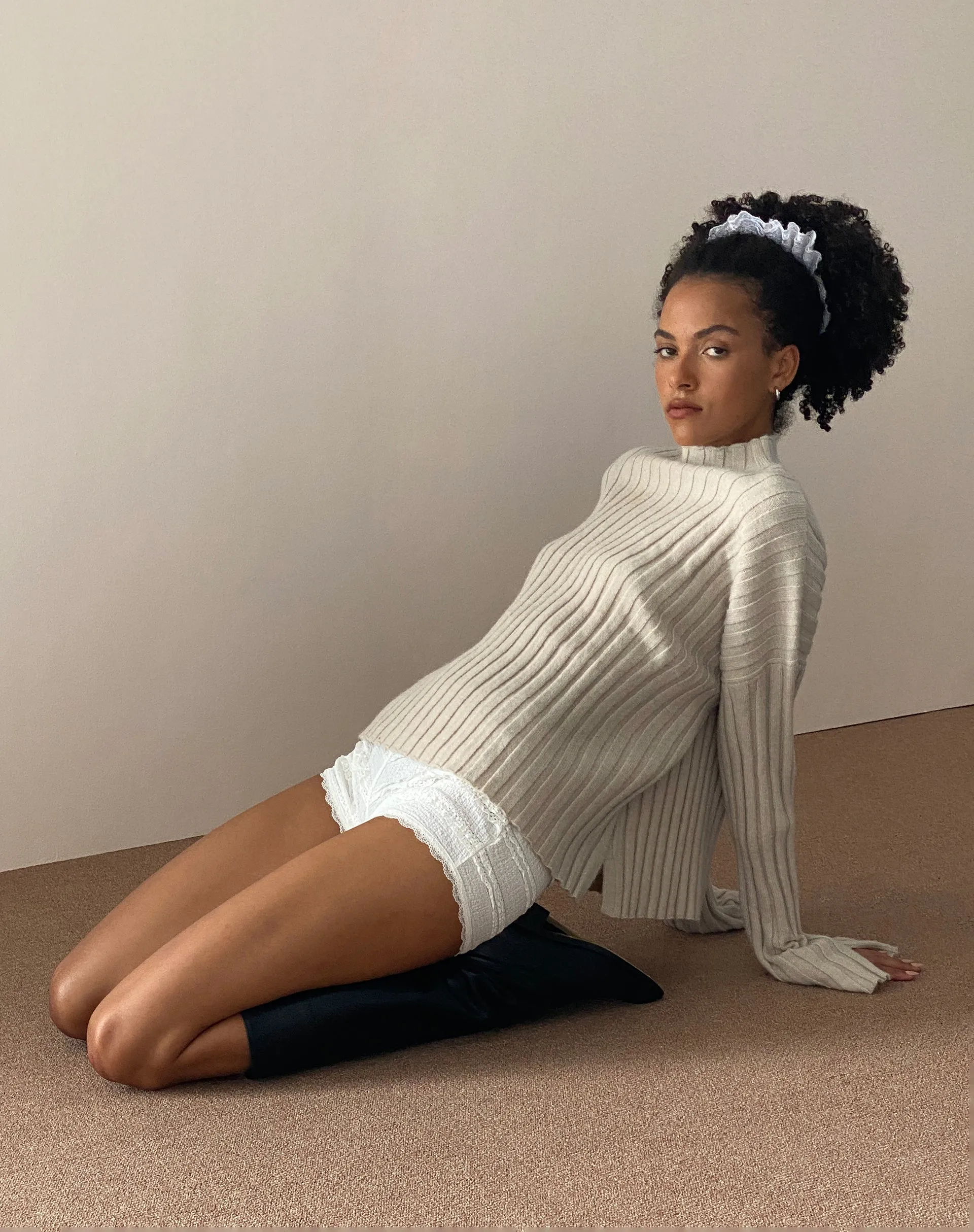 Judah Oversized Chunky Rib Knit Jumper in Ecru