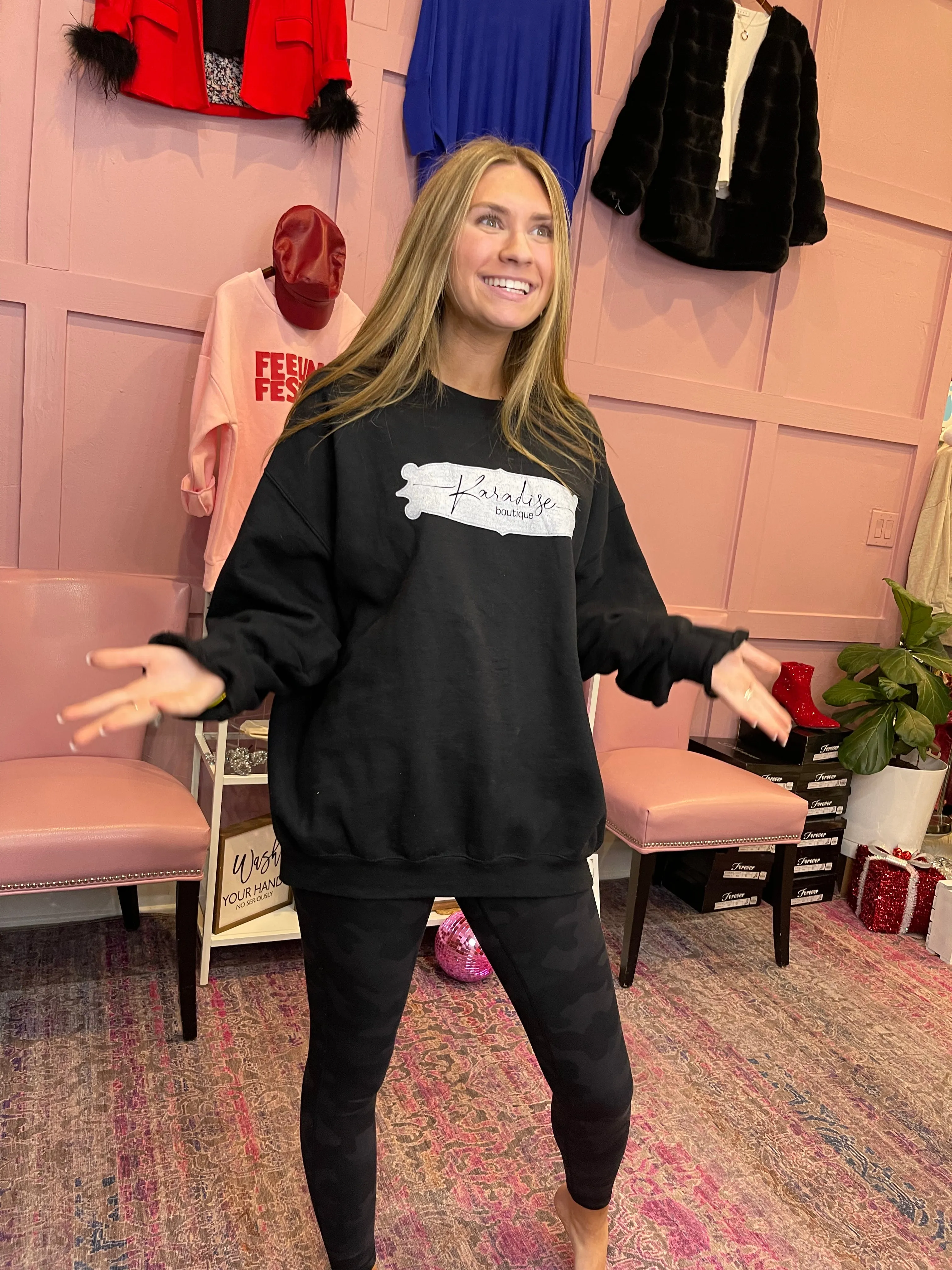 Karadise Black Crewneck Sweatshirt