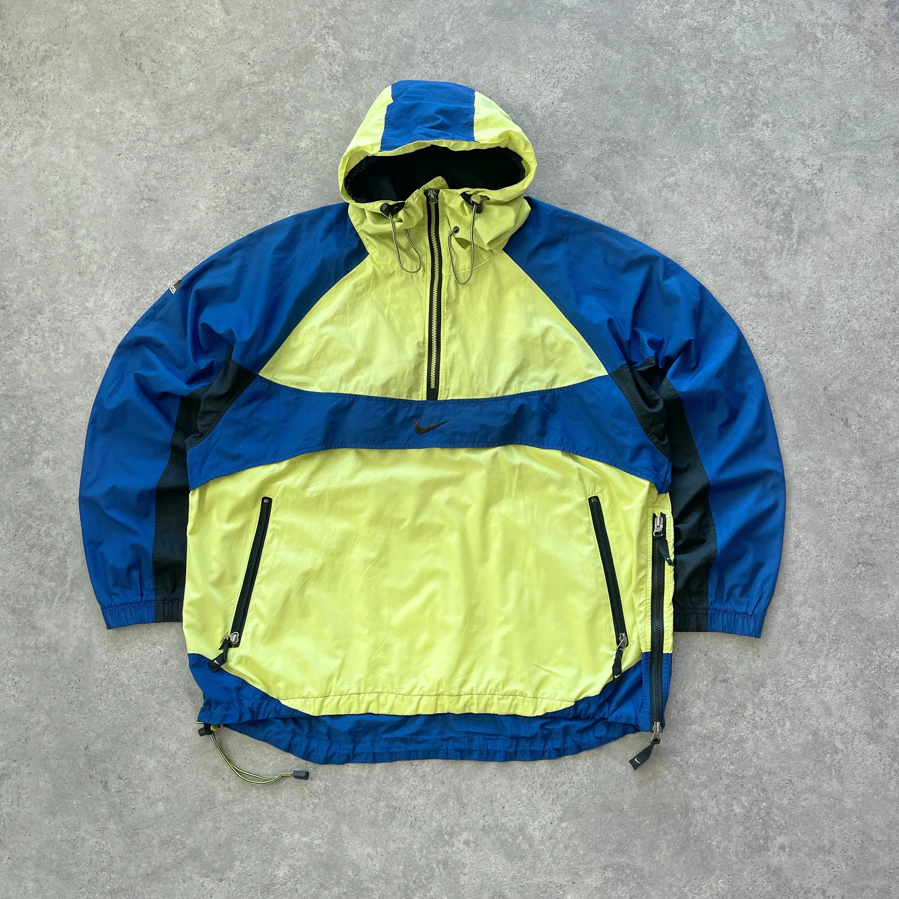 Nike ACG 1990s packable lightweight waterproof shell jacket (L)