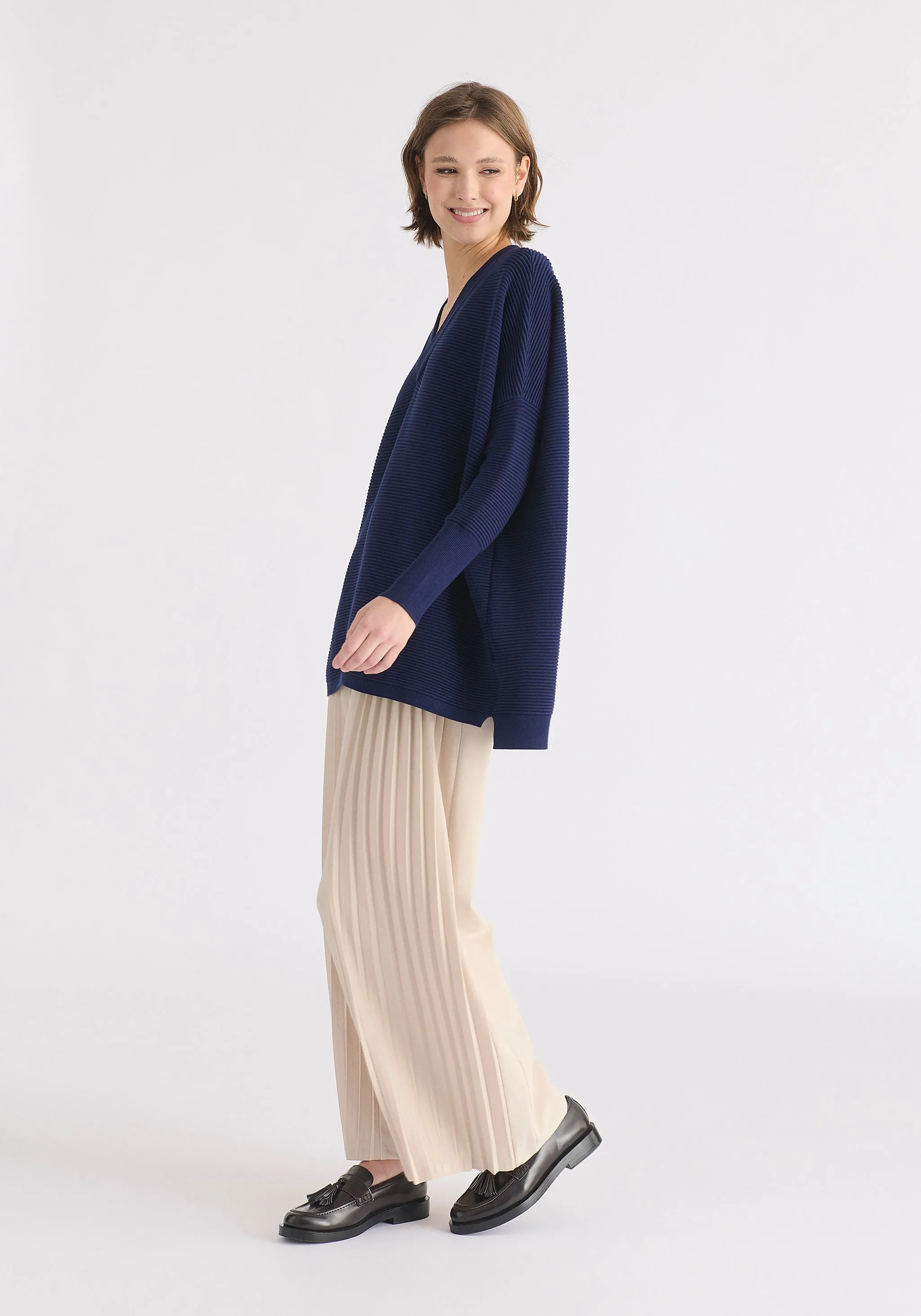 Paisie V-Neck Ribbed Jumper