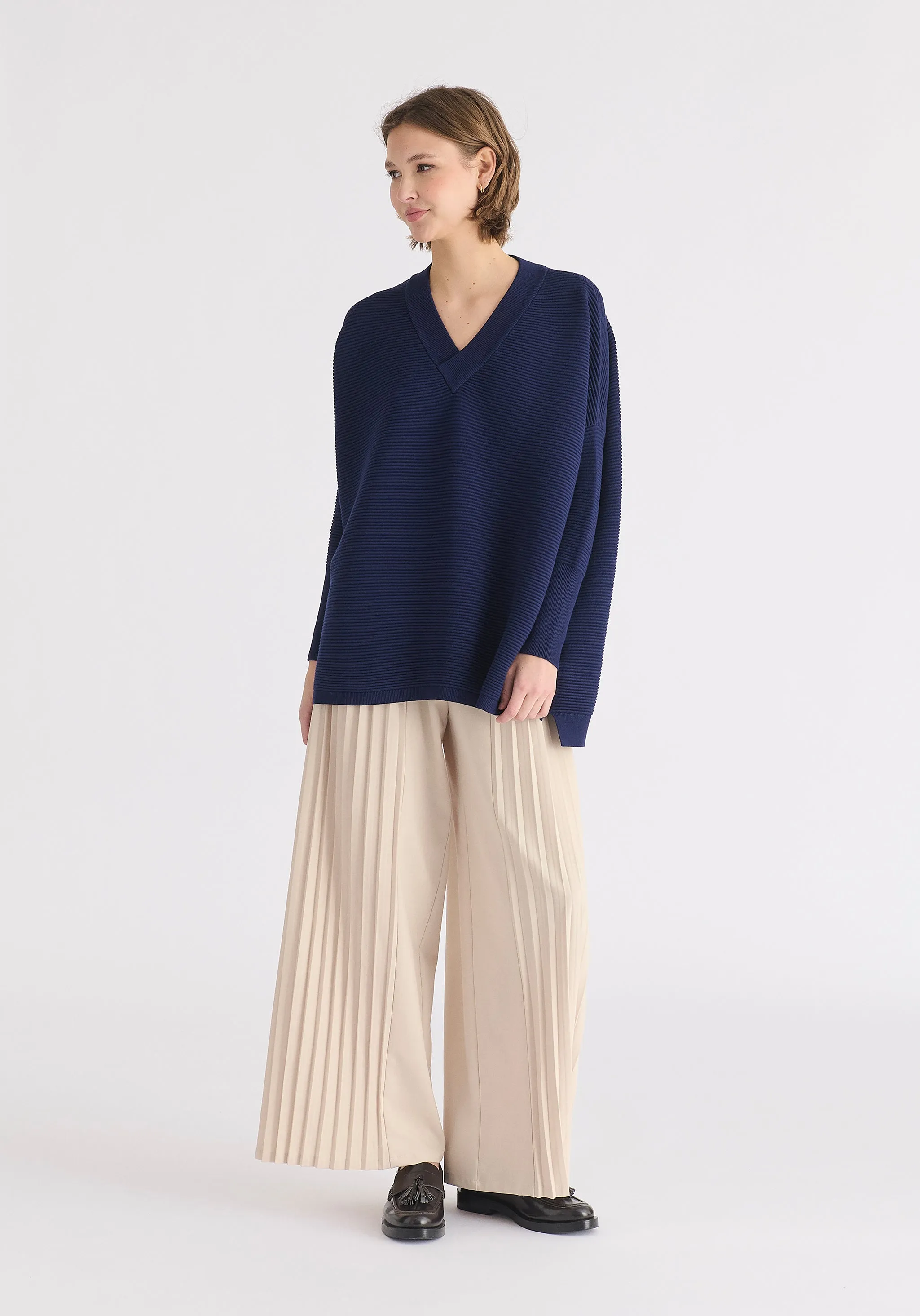 Paisie V-Neck Ribbed Jumper