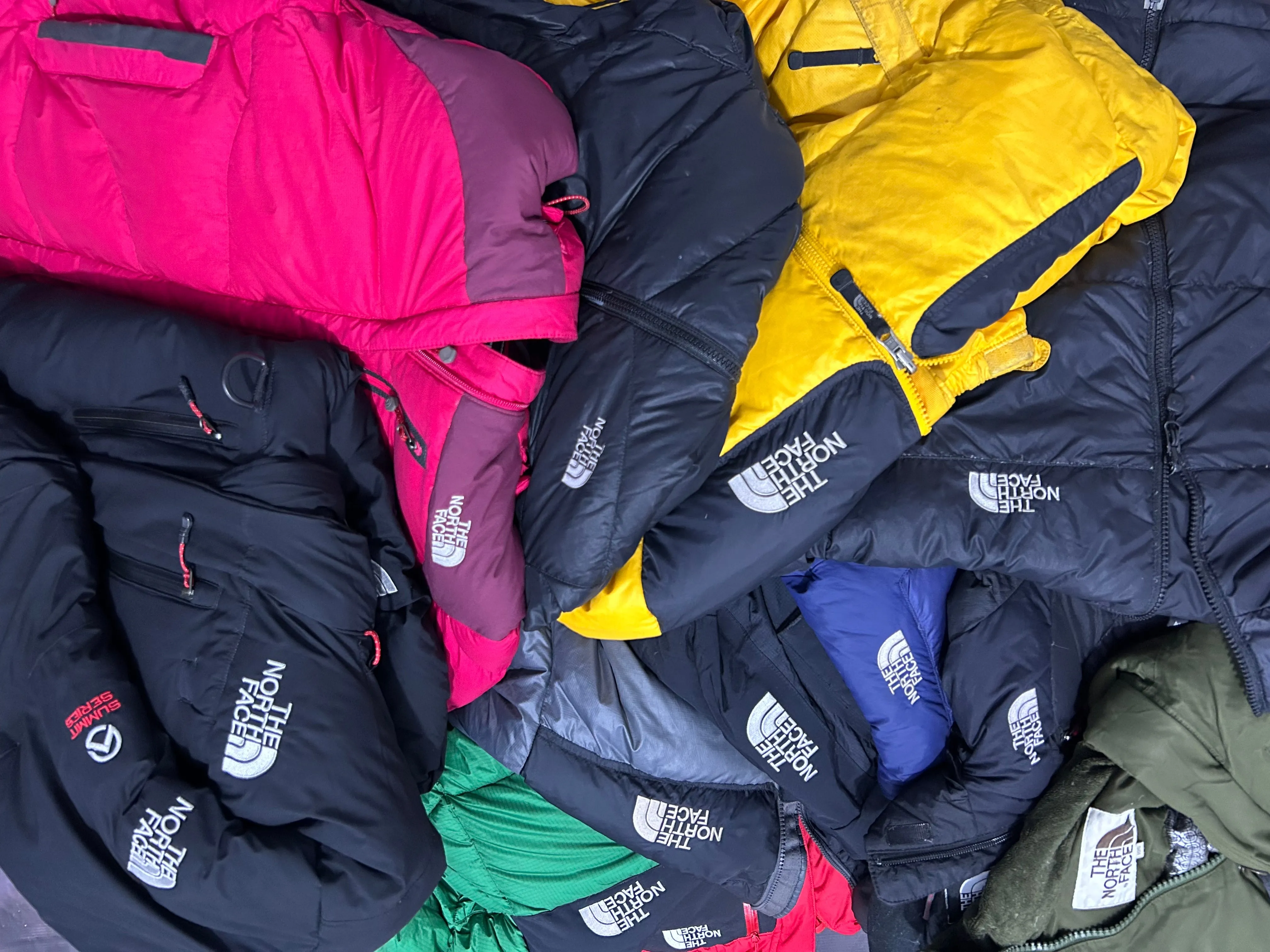 The North Face puffer jacket pcs 30